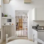 펜션 Garibaldi Luxury 오트란토