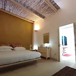 펜션 Garibaldi Luxury 오트란토